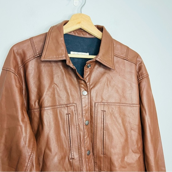 Free People Easy Rider Faux Leather Shacket in Desert Topaz brown size small - Picture 5 of 9